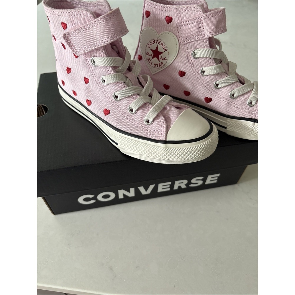 Girls 13 Sneakers Converse Chuck Taylor All Star Valentine's Day High Top Hearts